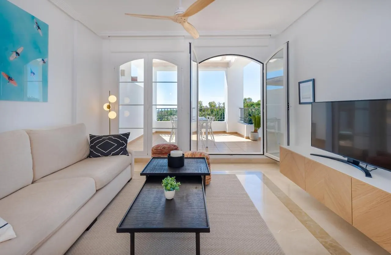 Los Robles Panoramique Views Benahavis Apartment