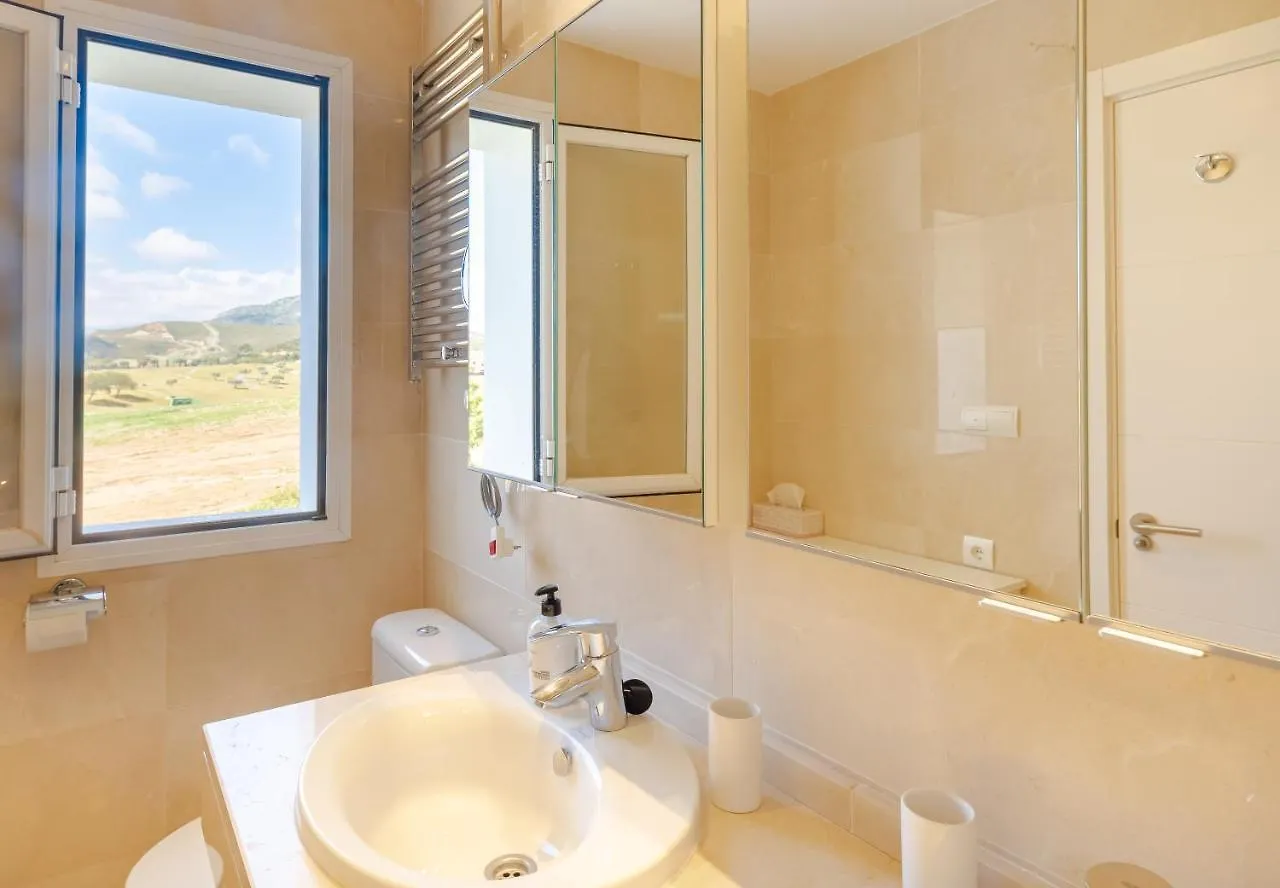 Apartment Los Robles Panoramique Views Benahavis Spain