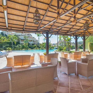 Apartment Capanes Del Golf Luxury, Benahavis